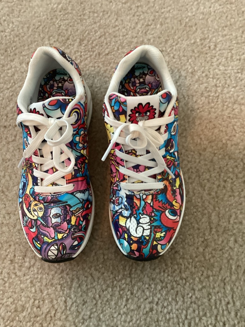 Sketchers Women’s Vexx -Color Doodle Sneakers, Size 7.5